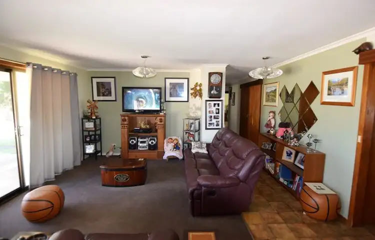 Fourth view of Homely house listing, 2 Daniel Lane, Glenrowan VIC 3675