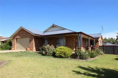 14 Harold Conkey Avenue, Cootamundra NSW 2590