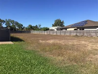 7 Beach Oak Drive, Mount Low QLD 4818