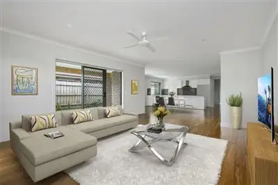 Second view of Homely house listing, 5 Blue Water Drive, Mount Martha VIC 3934