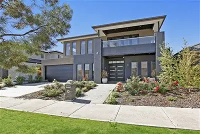 16 Suncroft Drive, Lalor VIC 3075