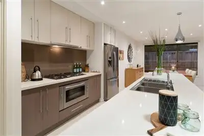 Sixth view of Homely house listing, 4 Saltbush Avenue, Lyndhurst VIC 3975