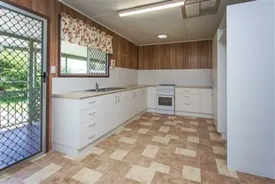 4 Matsen Street, Bakers Creek QLD 4740