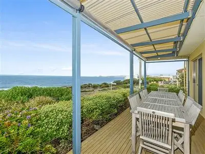 1/8 Railway Terrace, Port Elliot SA 5212