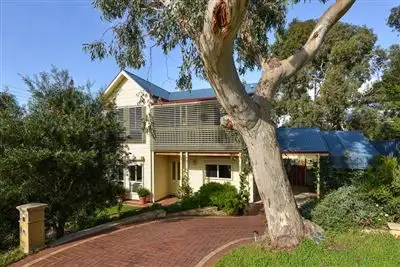 10 Hillview Road, Victor Harbor SA 5211
