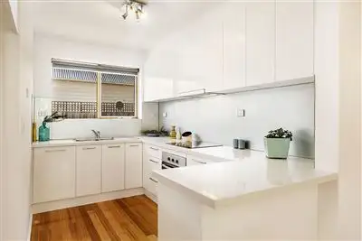Fourth view of Homely unit listing, 1/123 Shaftesbury Pde, Thornbury VIC 3071