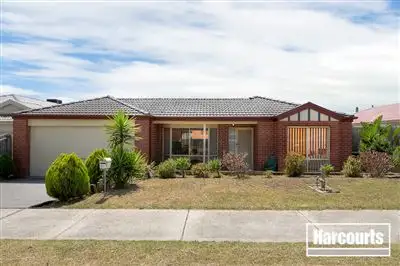 21 Diamond Parade, Skye VIC 3977