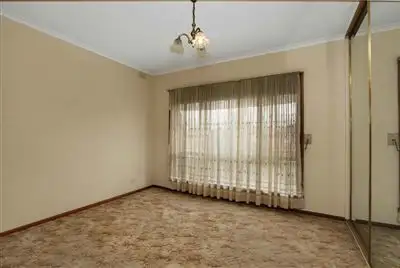 Fifth view of Homely house listing, 1 Chateau Court, Thomastown VIC 3074