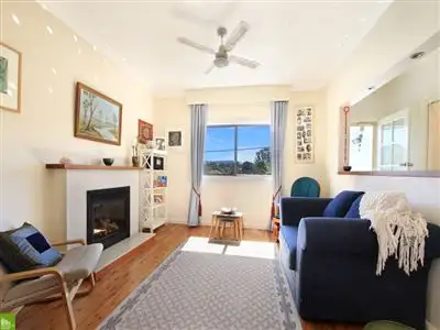 85 The Avenue, Mount Saint Thomas NSW 2500