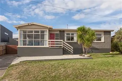 3 Brady Street, Midway Point TAS 7171