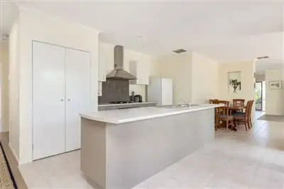 Fourth view of Homely house listing, 2 Lorne Court, Berwick VIC 3806