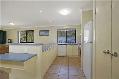 Third view of Homely house listing, 10 Yeo Court, Wynnum West QLD 4178