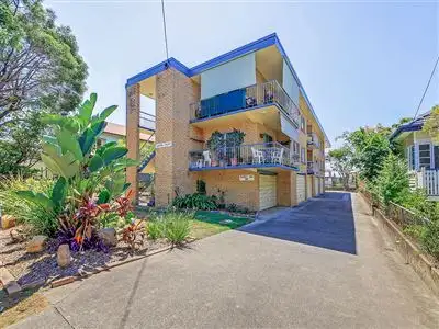 Main view of Homely unit listing, 5/34 York Street, Coorparoo QLD 4151