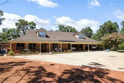 150 Hartfield Road, Wattle Grove WA 6107