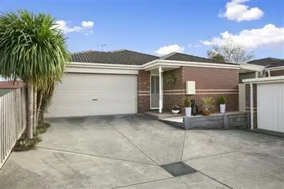 Main view of Homely unit listing, 2/43 Potts Road, Langwarrin VIC 3910