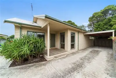 2/1 McAlister Street, Frankston VIC 3199