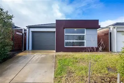 6 Walter Street, Tarneit VIC 3029