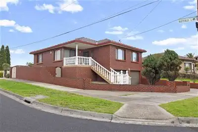 9 Wellington Crescent, Lalor VIC 3075