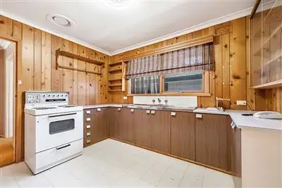 Fifth view of Homely house listing, 112-114 Riddell Road, Sunbury VIC 3429