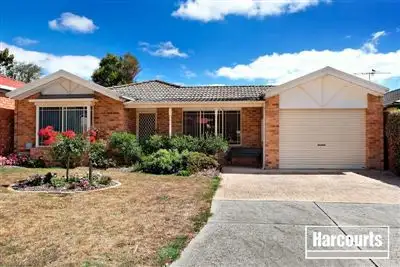 33 Adelong Court, Berwick VIC 3806