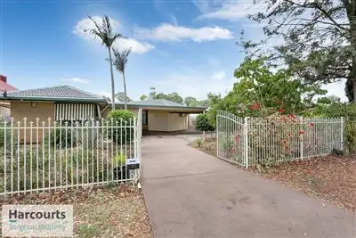 37 Universal Road, Salisbury Downs SA 5108