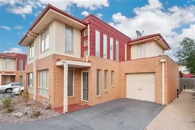 Main view of Homely townhouse listing, 13/90 Edgars Road, Thomastown VIC 3074