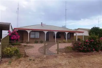 20 Calstock St, Moonta Bay SA 5558