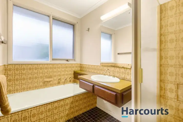 Seventh view of Homely house listing, 4 Alvaston Avenue, Wantirna VIC 3152