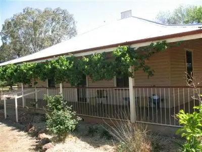 36 Russell Street, West Wyalong NSW 2671