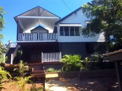 7 Phillip Street, Emu Park QLD 4710