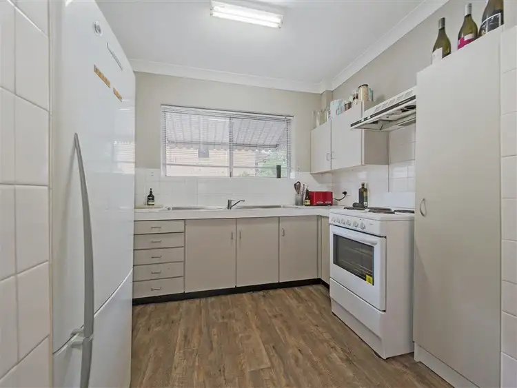 Fifth view of Homely unit listing, 1/20 Kitchener St, Coorparoo QLD 4151