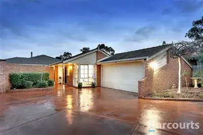 4 Baunton Court, Kilsyth South VIC 3137