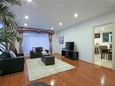 64 Robinlee Avenue, Burwood East VIC 3151