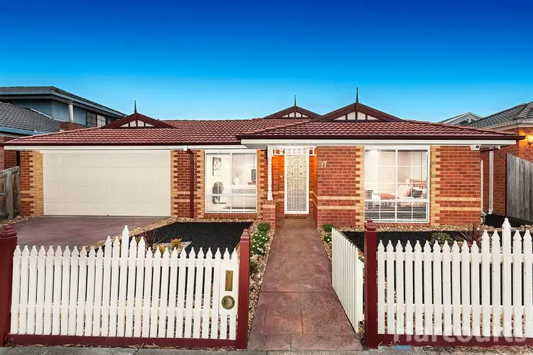 17 Romina Way, South Morang VIC 3752