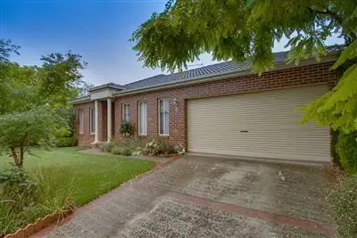 1/14 Neilson Street, Bayswater VIC 3153