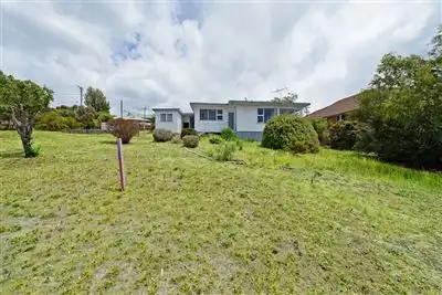 15 Lake Vue Parade, Midway Point TAS 7171