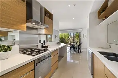 Third view of Homely apartment listing, 2/195 Clarke Street, Northcote VIC 3070