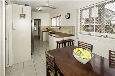 Fifth view of Homely house listing, 326 Elizabeth Avenue, Clontarf QLD 4019