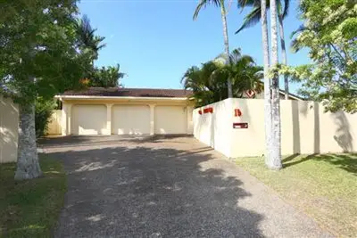 Second view of Homely house listing, 15 Kawana Crescent, Ashmore QLD 4214