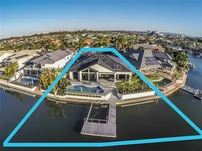 39 Nirvana Court, Runaway Bay QLD 4216