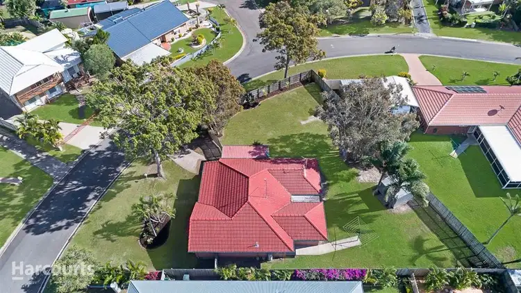 37 Cassandra Crescent, Urangan QLD 4655