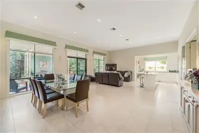 34 Noah Close, Mornington VIC 3931