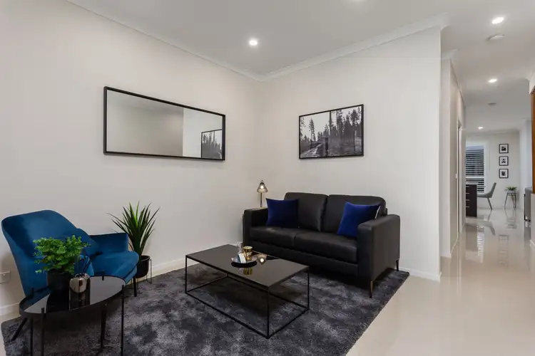 Seventh view of Homely house listing, 2/100 Capesthorne Drive, Derrimut VIC 3030