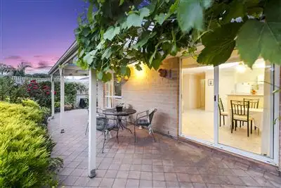 22 Barnett Terrace, Seacliff Park SA 5049