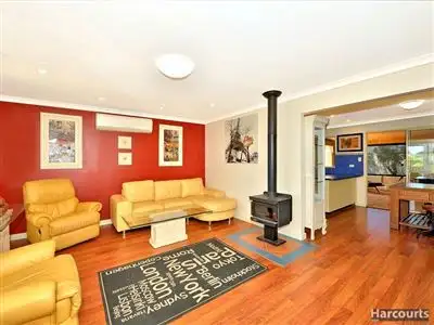 Fourth view of Homely house listing, 2 Henty Close, North Yunderup WA 6208