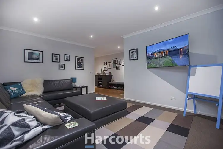 Fifth view of Homely house listing, 8 Clare Court, Garfield VIC 3814