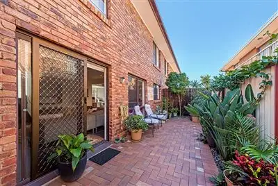 Fourth view of Homely unit listing, 2/49 Duet Drive, Mermaid Waters QLD 4218