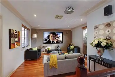 Fifth view of Homely house listing, 5 McPhee Court, Thomastown VIC 3074