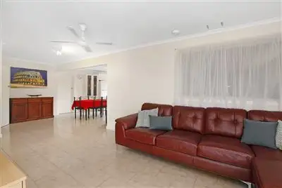 Second view of Homely house listing, 21 Tandarra Crescent, Lalor VIC 3075