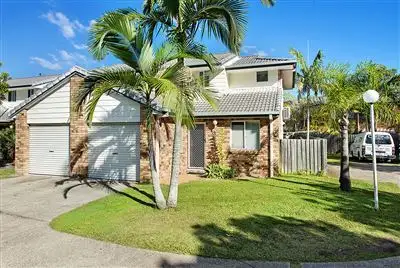 Main view of Homely townhouse listing, 13/20 Huth Street, Labrador QLD 4215